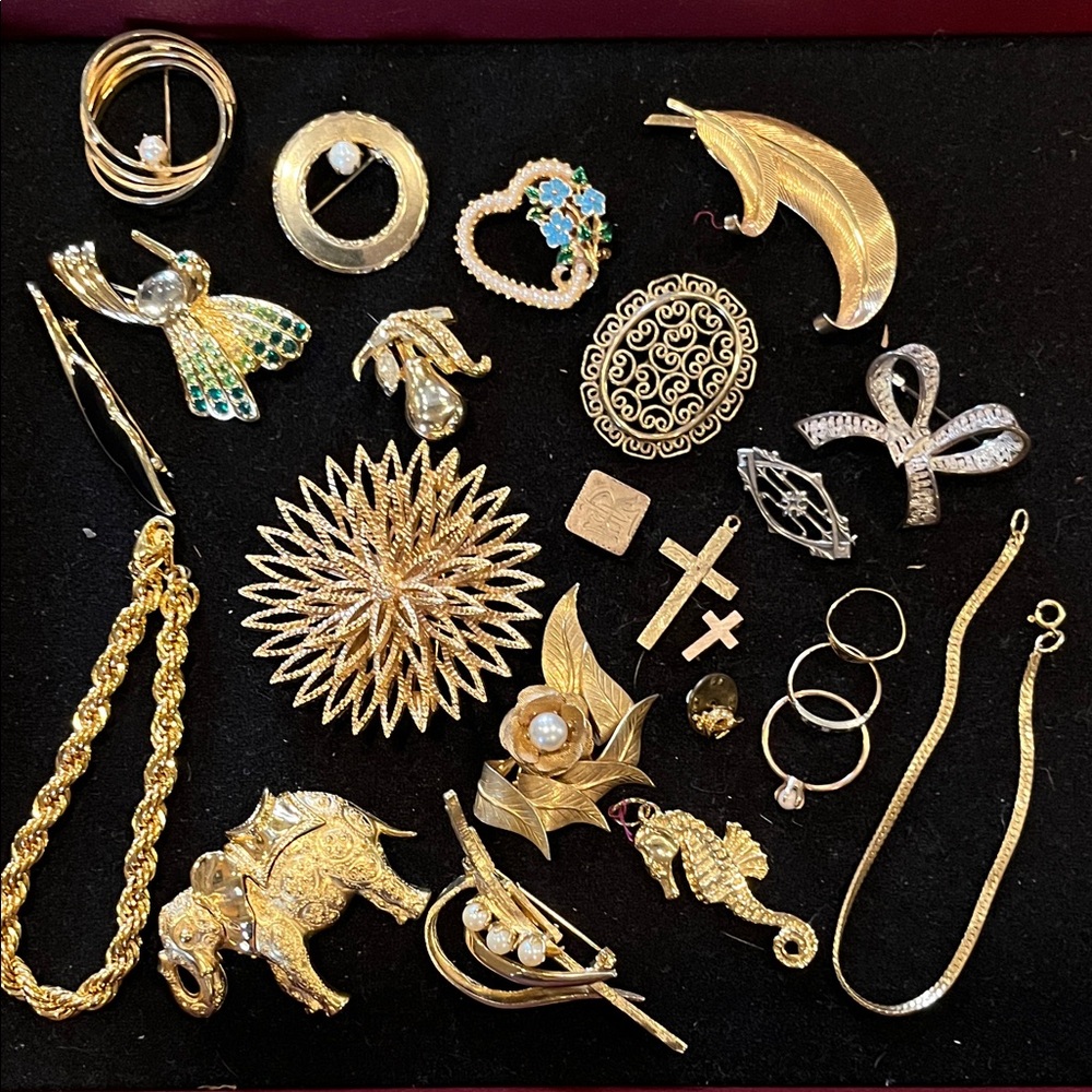 24 Assorted Vintage Gold-Tone Brooches, Pins, Rings, bracelet, cufflink